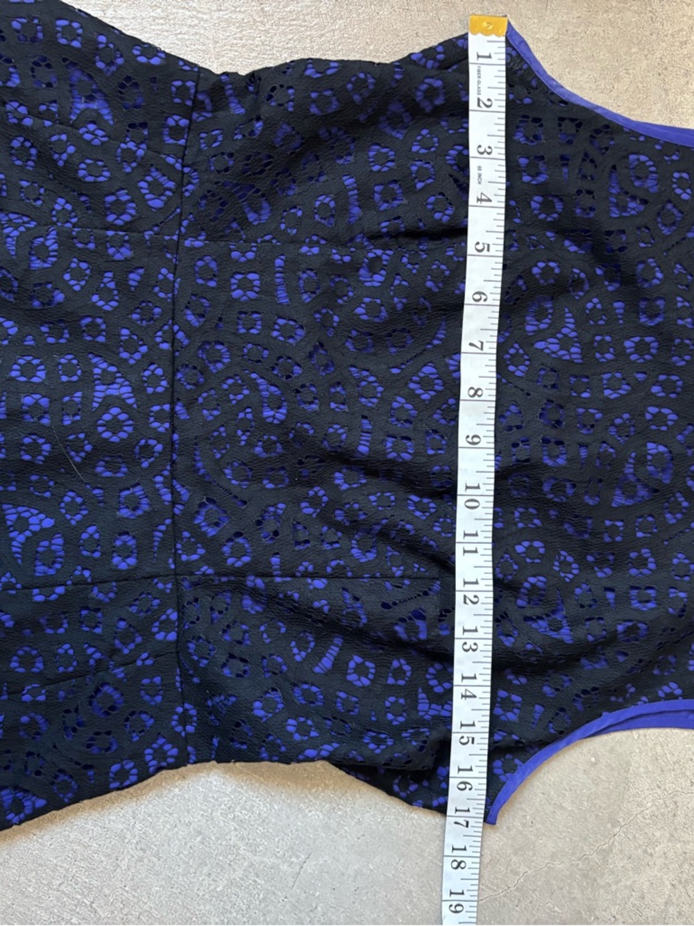 Banana Republic Black & Purple Blue Lace Overlay Peplum Sleeveless Top - Size 6 - Picture 10 of 11